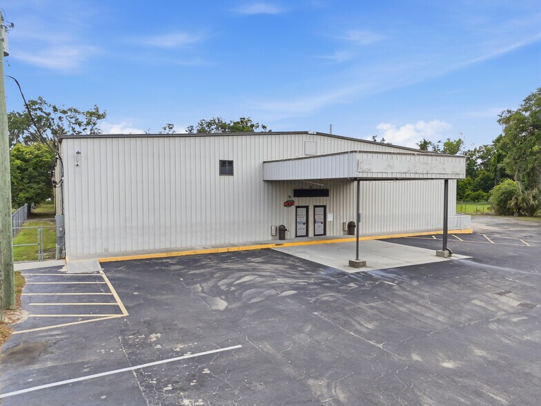 More Photos Of 357 NW Hall Of Fame Dr, Lake City Skating Rink For Sale