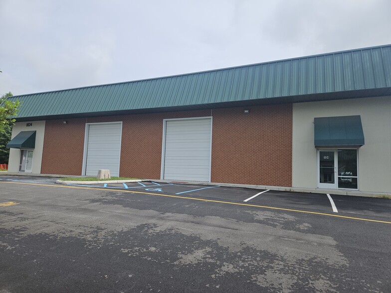 Primary Photo Of 1024 Centerville Tpke S, Chesapeake Flex For Lease