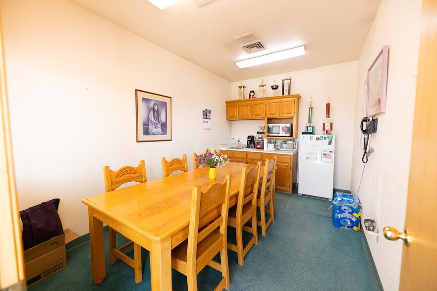 More Photos Of 123 N 1st St, Grants Office For Sale