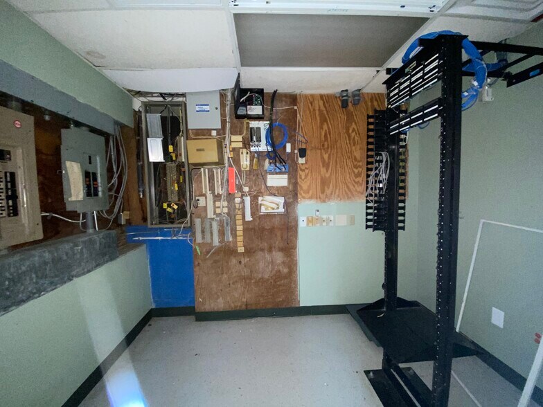 More Photos Of 5550 Eastex Fwy, Beaumont Unknown For Lease