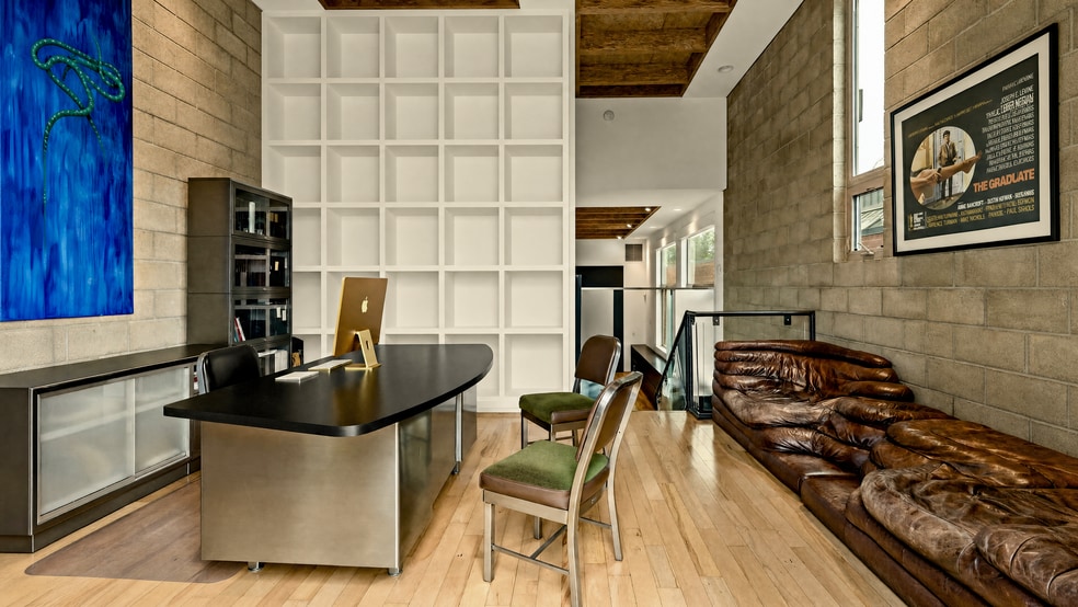 More Photos Of 631 N Larchmont Blvd, Los Angeles Office Residential For Sale