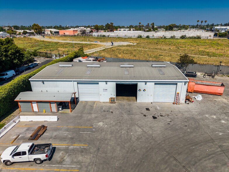 More Photos Of 850 E 111th Pl, Los Angeles Land For Lease