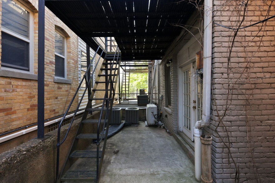 More Photos Of 2703 12th St NE, Washington Storefront Retail Residential For Sale