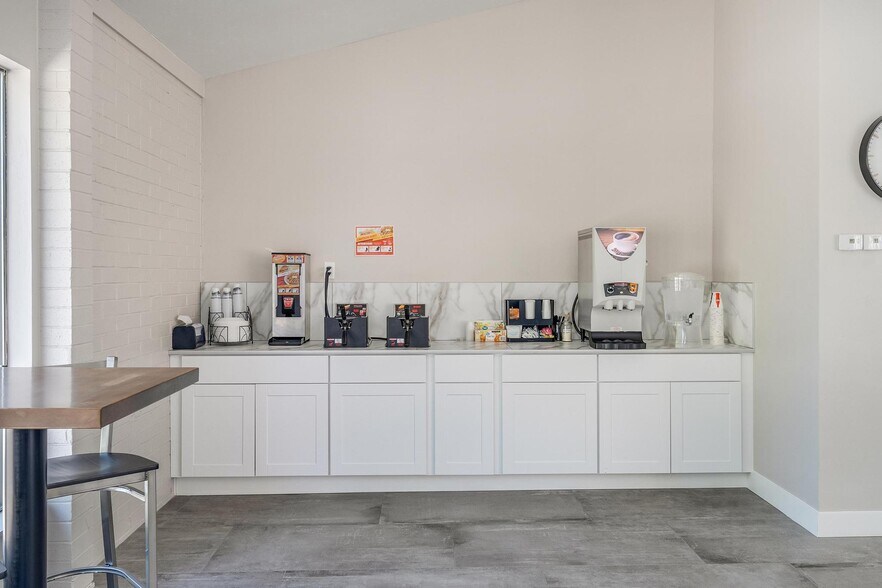 More Photos Of 333 N Main St, Richfield Hotel For Sale