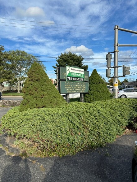 More Photos Of 529 Pearl St, Brockton Office For Sale