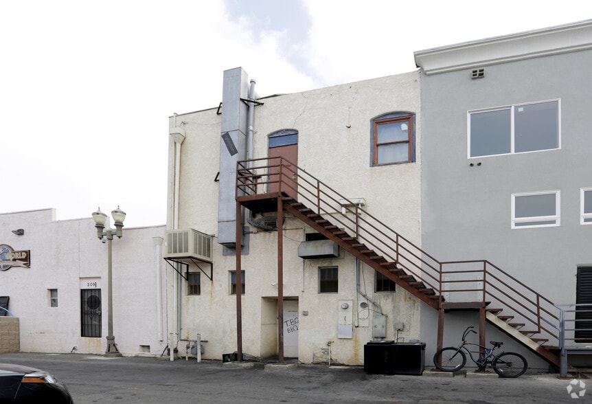 More Photos Of 207 N Coast Hwy, Oceanside Storefront Retail Office For Lease