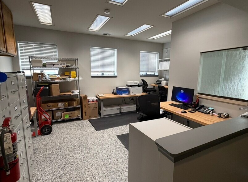 More Photos Of 22108 Harper Ave, Saint Clair Shores Office For Sale