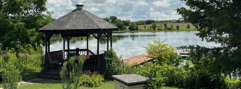 More Photos Of Texas 78 Business, Farmersville Land For Sale