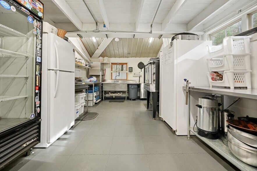 More Photos Of 400 Mulberry Gap Rd, Ellijay Hospitality For Sale