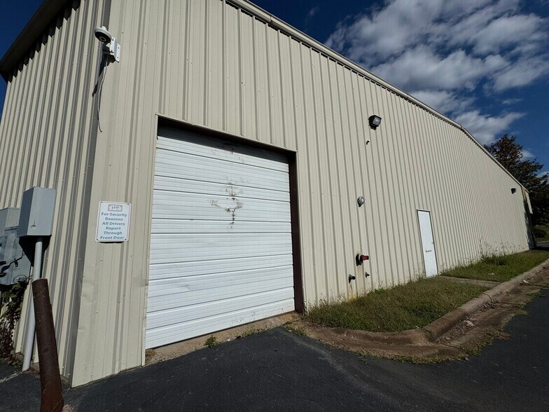 More Photos Of 6527 Warden Rd, North Little Rock Freestanding For Lease