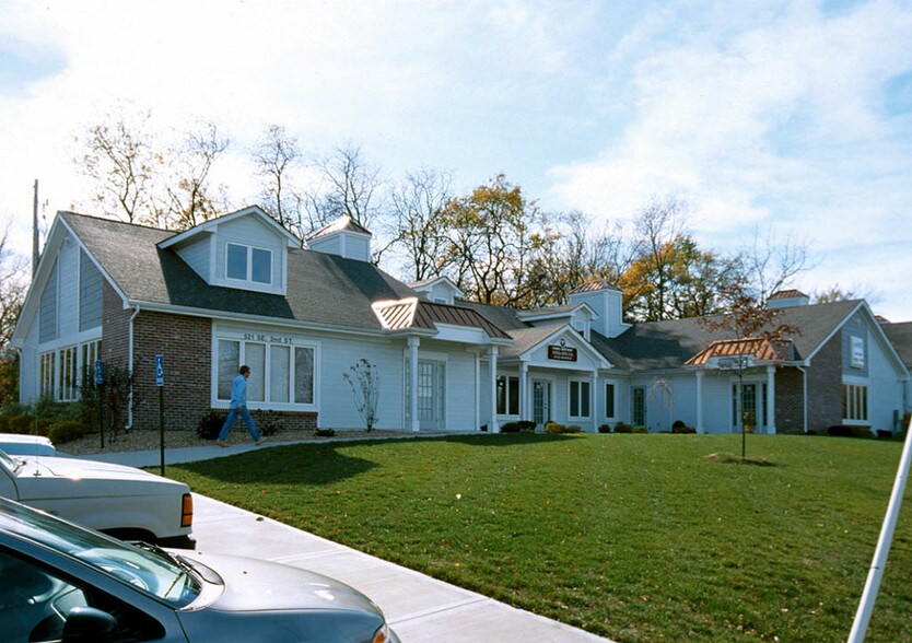 More Photos Of 521 SE 2nd St, Lee's Summit Office For Lease