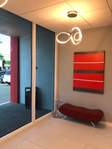 More Photos Of 1915-1919 NE 45th St, Fort Lauderdale Office For Lease