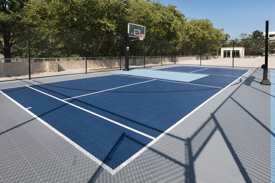 More Photos Of 7901 Jones Branch Dr, McLean Office For Lease