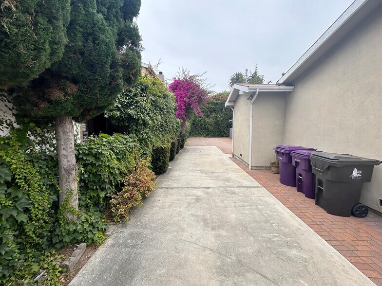 More Photos Of 335 Redondo Ave, Long Beach Office Residential For Sale