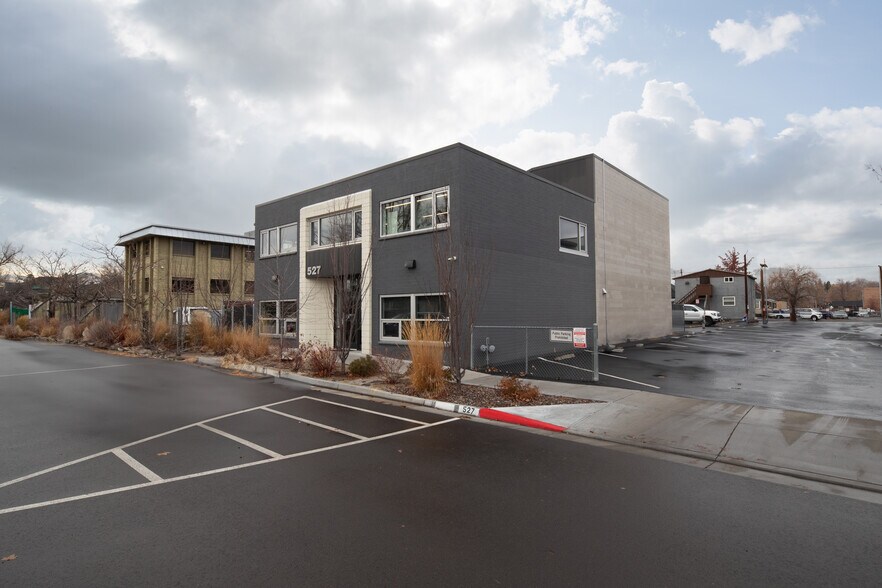 More Photos Of 527 Lander, Reno Office Residential For Sale