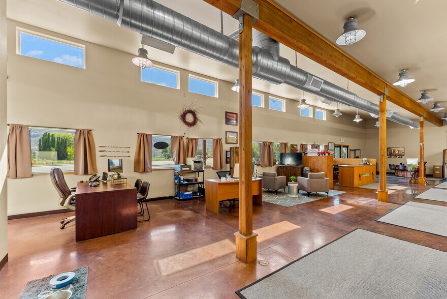 More Photos Of 911 19th Ave, Oroville Freestanding For Sale