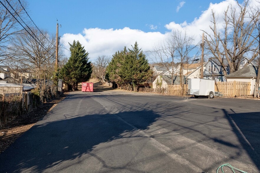 More Photos Of 4906 Harford Rd, Baltimore Religious Facility For Sale