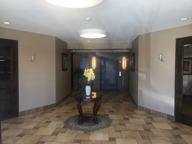 More Photos Of 6402 S Troy Cir, Englewood Office For Sale