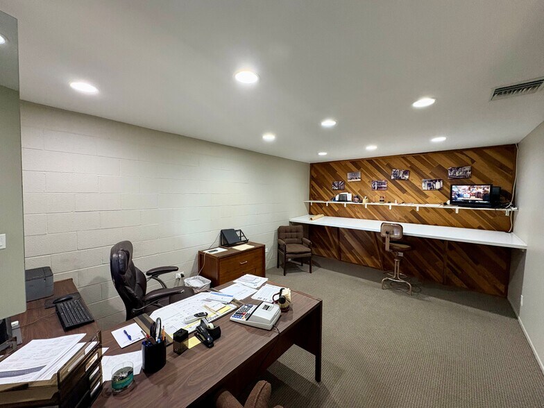 More Photos Of 2705 Sierra Way, La Verne Industrial For Lease