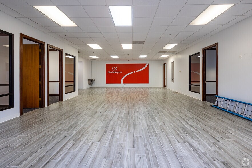 More Photos Of 13800 Park Blvd, Seminole Office For Lease