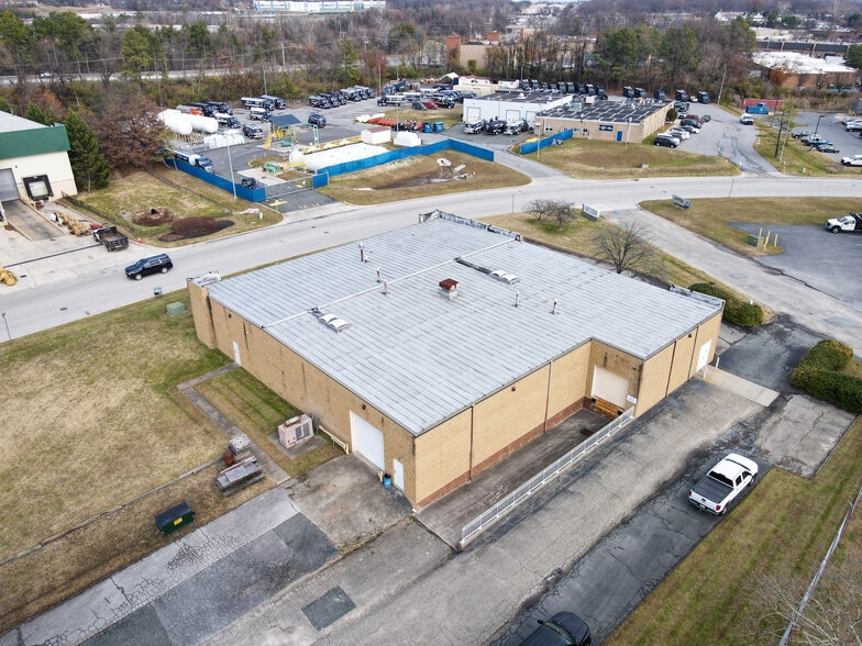 More Photos Of 8869 Citation Rd, Essex Flex For Lease