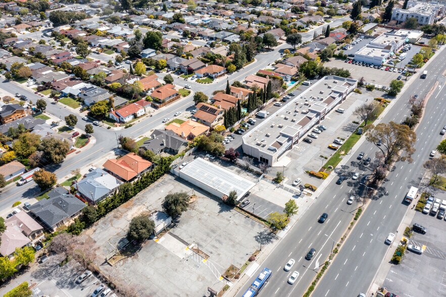 More Photos Of 953 W El Camino Real, Sunnyvale Auto Dealership For Lease