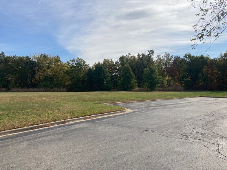 More Photos Of 8301 W 137th St, Overland Park Land For Sale