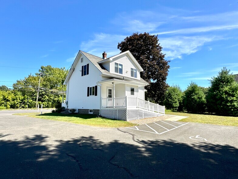 More Photos Of 90 S Main St, East Windsor Office For Sale