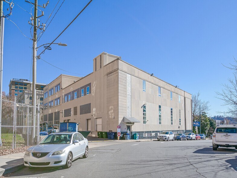 More Photos Of 14 O'Henry Ave, Asheville Loft Creative Space For Lease