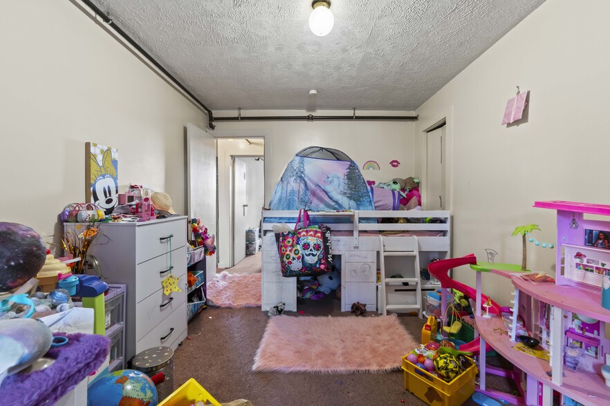 More Photos Of 705 E Warrington Ave, Pittsburgh Office Residential For Sale