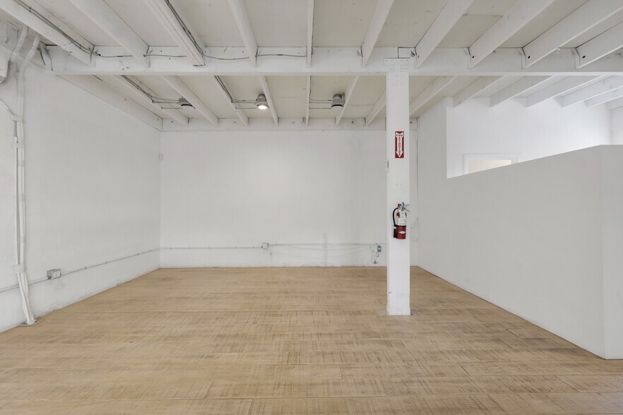 More Photos Of 7176 W Sunset Blvd, Los Angeles Storefront Retail Office For Sale