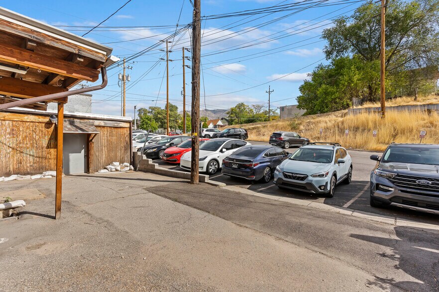 More Photos Of 2208-2212 S Washington blvd, Ogden Storefront Retail Office For Sale
