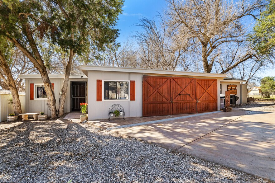 More Photos Of 10580 E Swinging Bridge Ln, Cornville Specialty For Sale