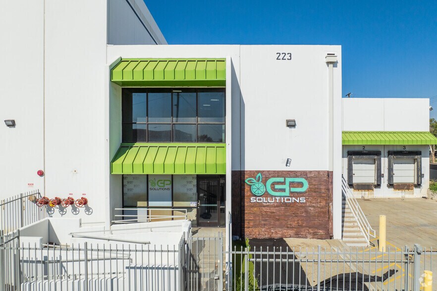 More Photos Of 223 W B St, Colton Manufacturing For Sale