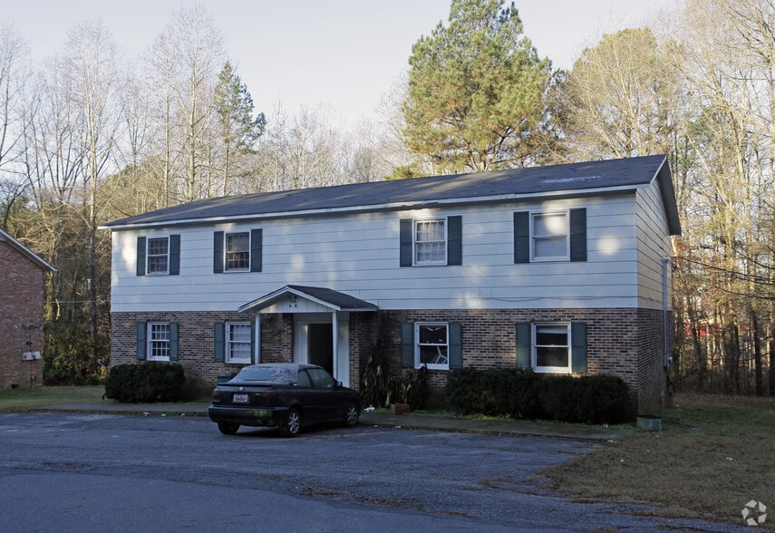 More Photos Of 110-118 Greenforest Cir, Liberty Apartments For Sale