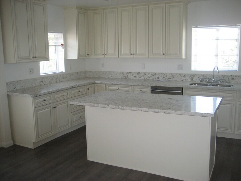 More Photos Of 10143-10145 Mountair Ave, Tujunga Apartments For Sale