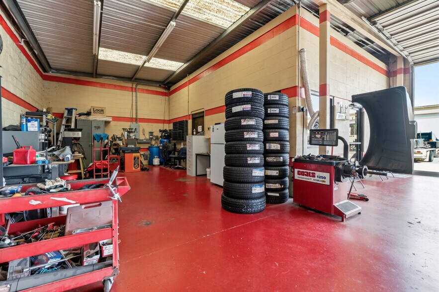 More Photos Of 3211 Fm-1960 Rd, Houston Carwash For Sale