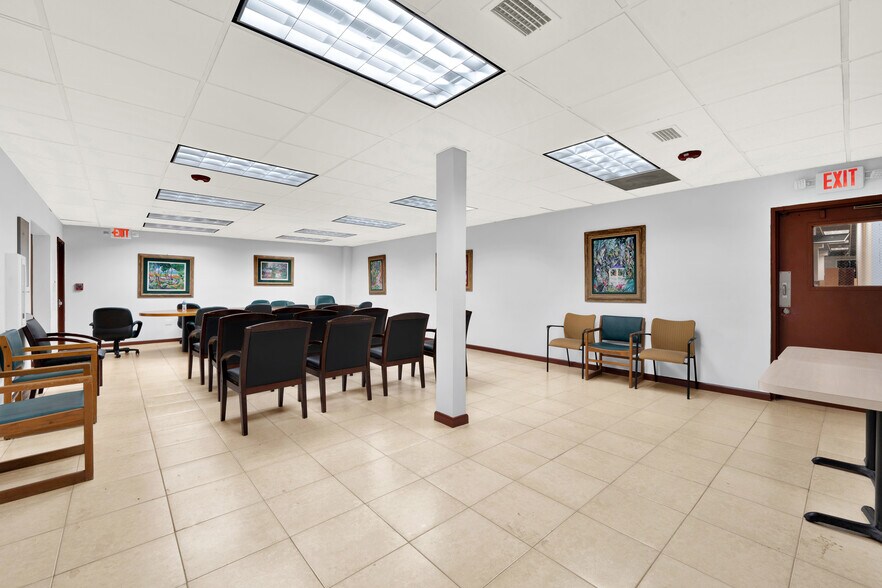More Photos Of 143 N Flagler Ave, Homestead Medical For Sale
