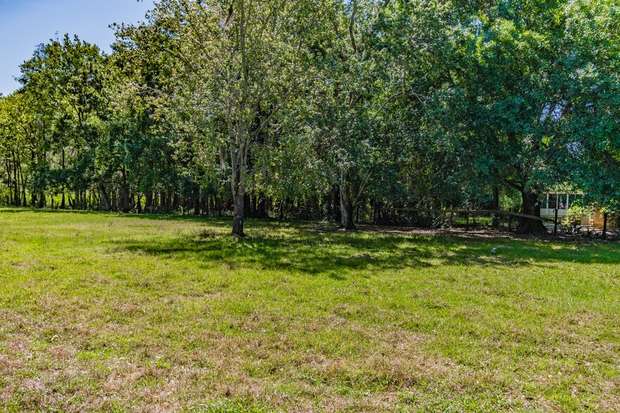 More Photos Of 14831 Shaw Rd, Tampa Land For Sale