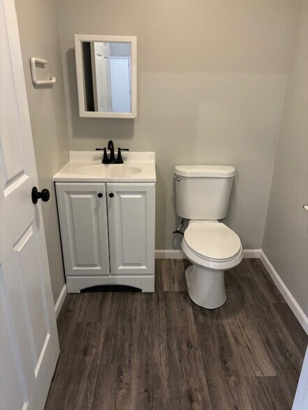 More Photos Of 1828 Indianapolis Blvd, Whiting Apartments For Lease