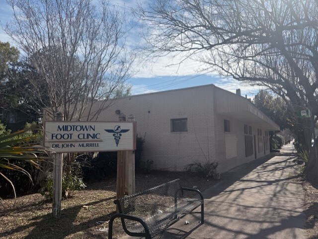 Primary Photo Of 906 Abercorn St, Savannah Office For Sale