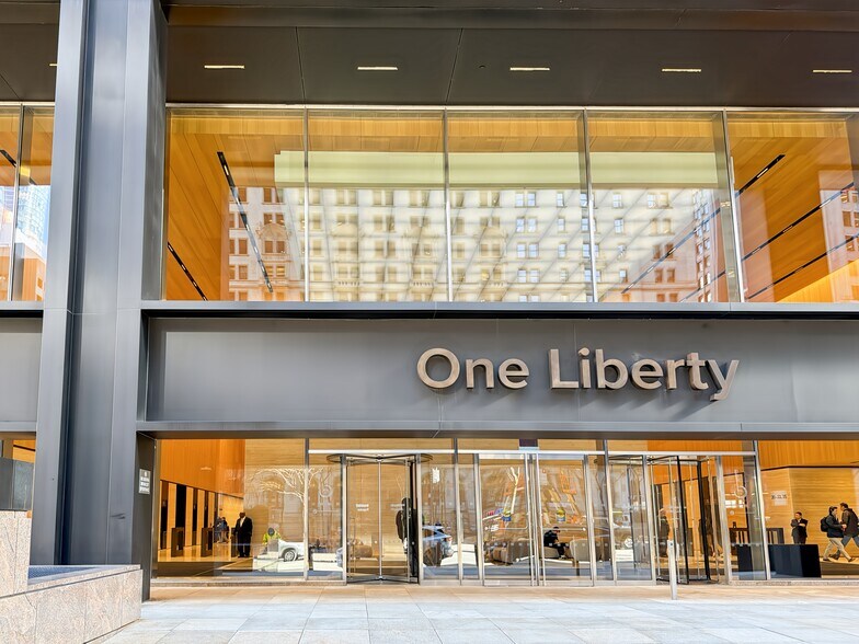 More Photos Of 1650 Market St, Philadelphia Coworking Space