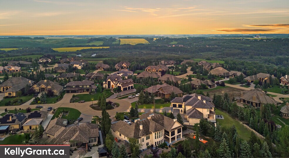 More Photos Of 136 River Heights Ln, Sturgeon County Multifamily For Sale