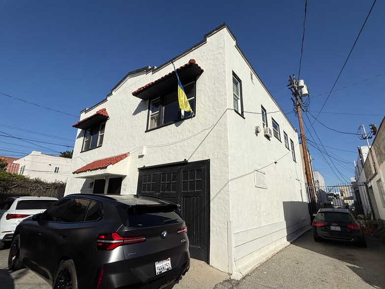 More Photos Of 710-714 N Van Ness Ave, Los Angeles Apartments For Sale