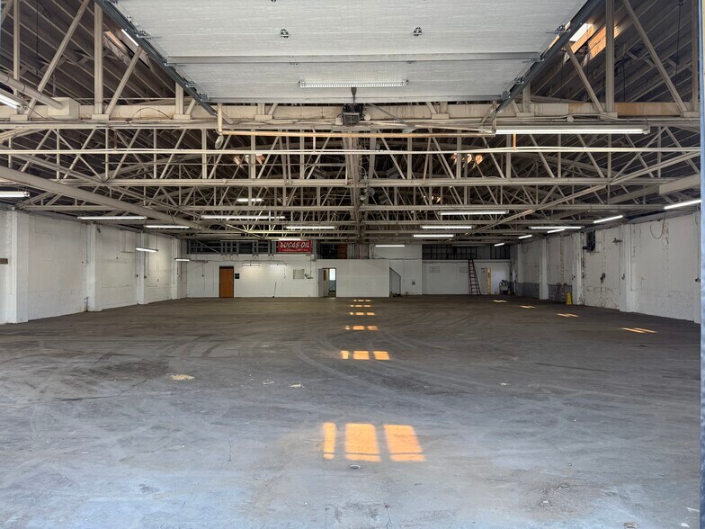 More Photos Of 3740 E 5th Ave, Columbus Warehouse For Lease