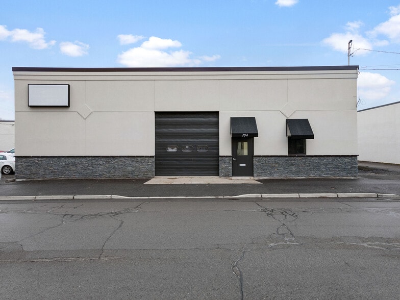 Primary Photo Of 104 N Duane Ave, Endicott Industrial For Lease