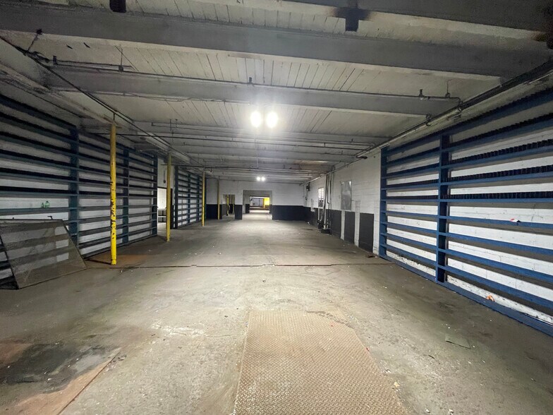 More Photos Of 2300 Old Durham Rd, Roxboro Warehouse For Lease