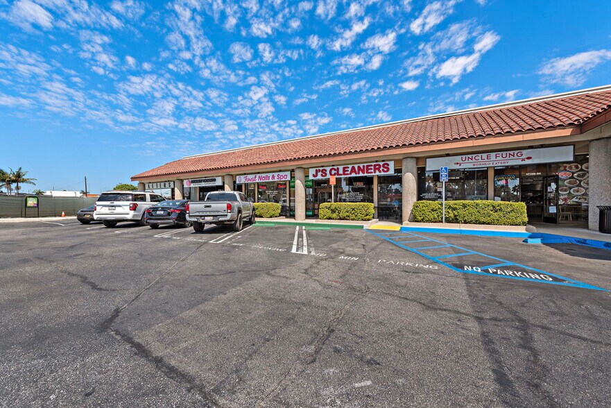 More Photos Of 5735-5767 E Pacific Coast Hwy, Long Beach Unknown For Lease