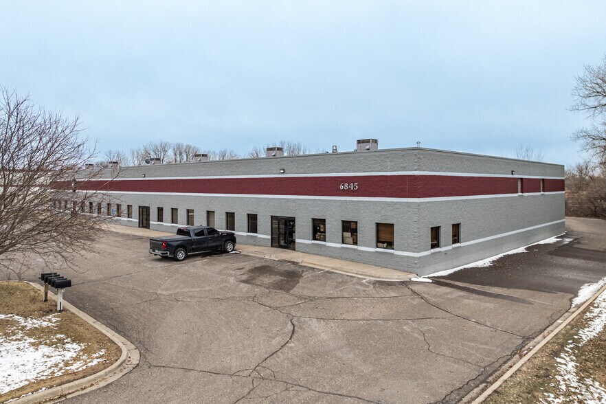 More Photos Of 6845 20th Ave, Centerville Industrial For Lease