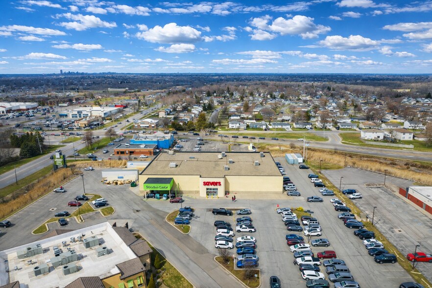 Primary Photo Of 3701 McKinley Pky, Buffalo Freestanding For Sale